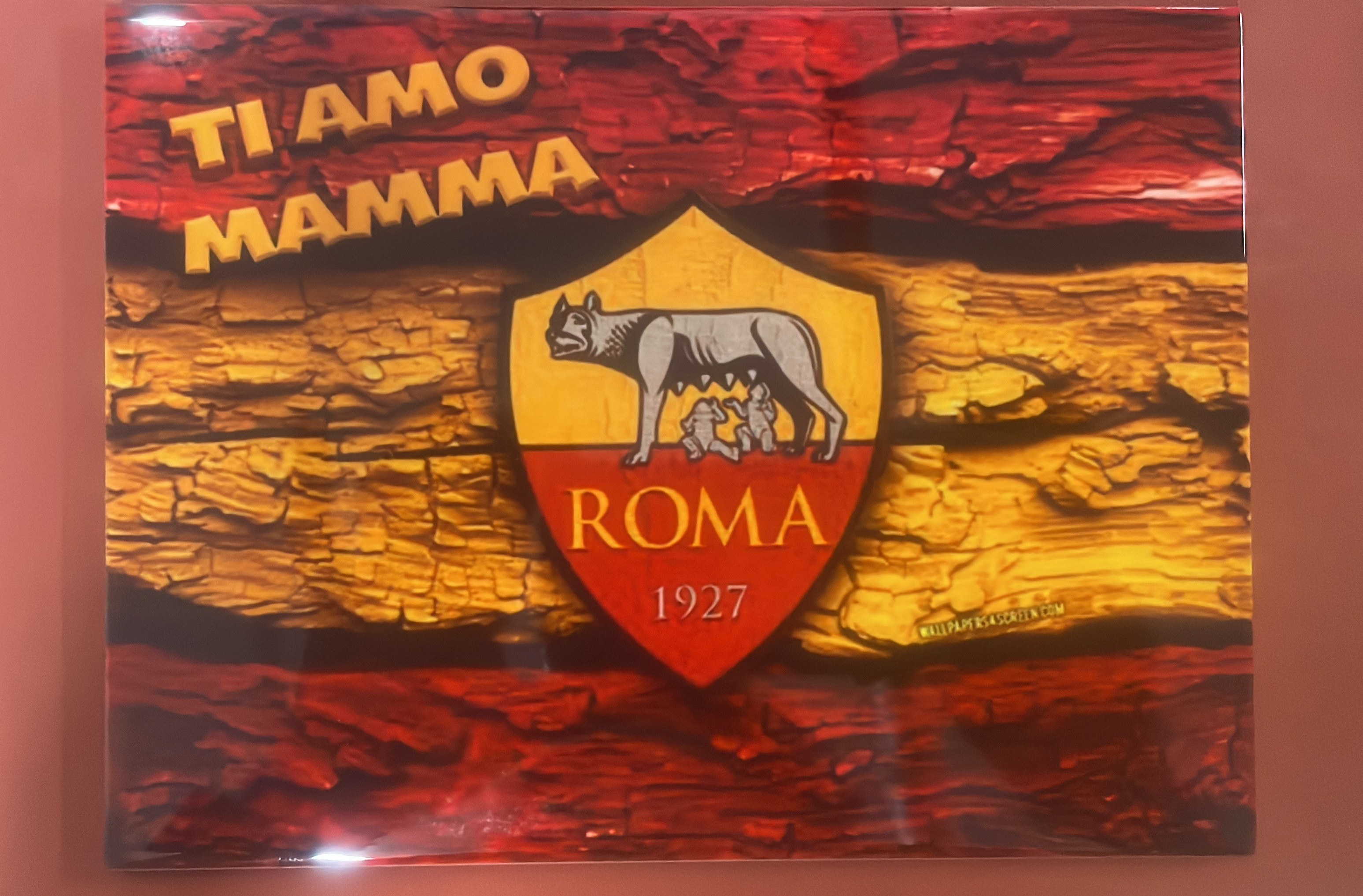 visibile giorno e notte
